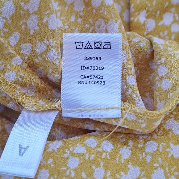 LOFT Women's Yellow Floral Blouse - Picture 7 of 11